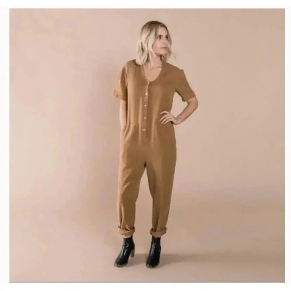 Rylee & Cru Tencel Linen Blend Utility Jumpsuit Brown Romper Pockets Size M - Picture 3 of 14